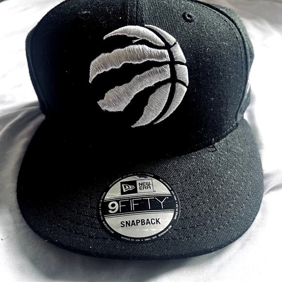 New Era Toronto Raptors 9Fifty Squad Twist Black Adjustable Snapback Hat Cap - Picture 1 of 8